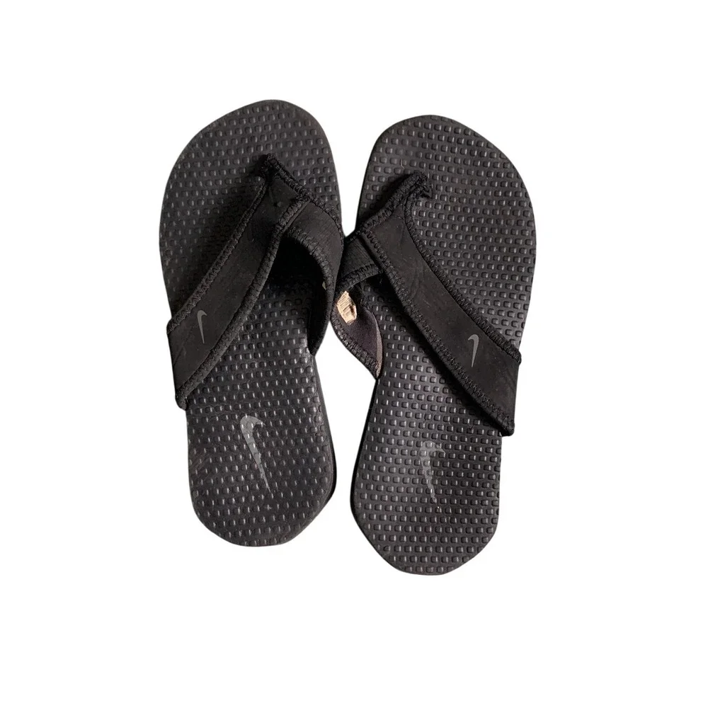 Nike youth Sandals sz 3